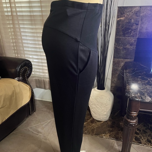 Alina Mae from Belly to Baby new maternity - Picture 4 of 7